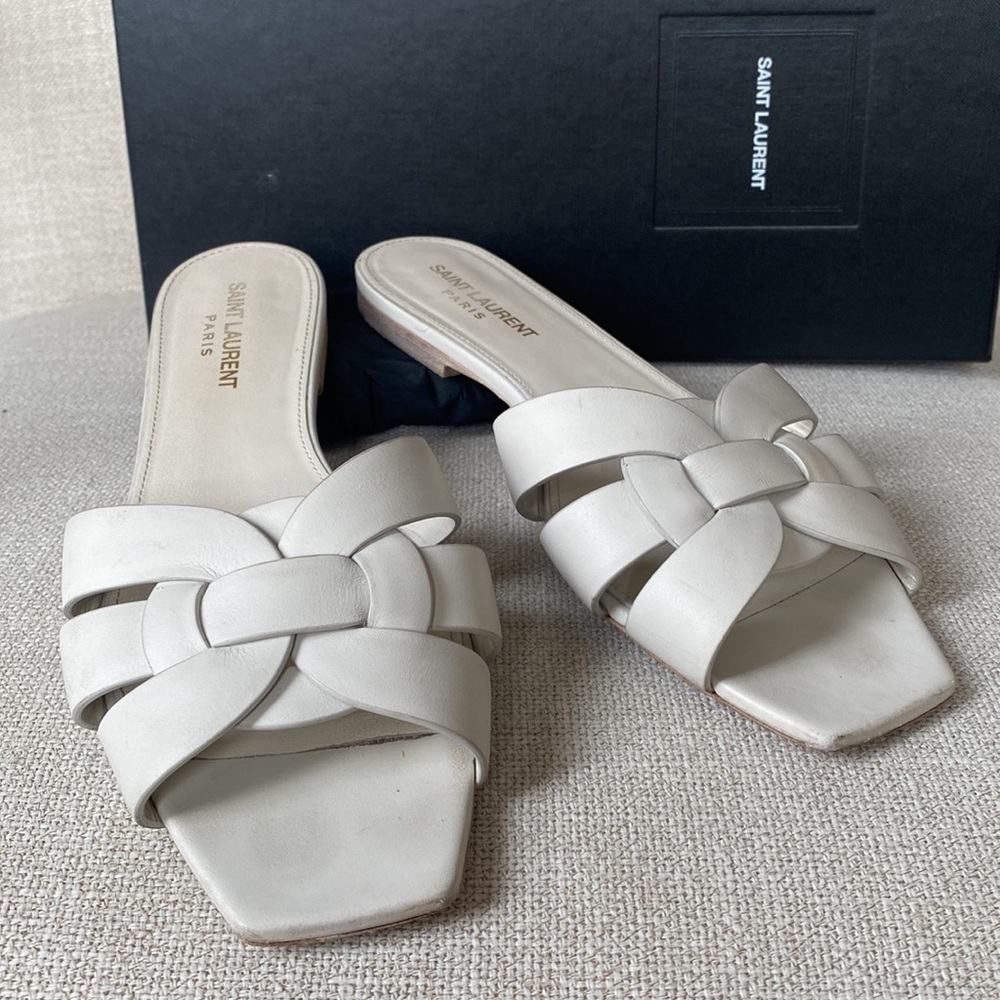 SAINT LAURENT YSL Tribute Flat Sandals in White